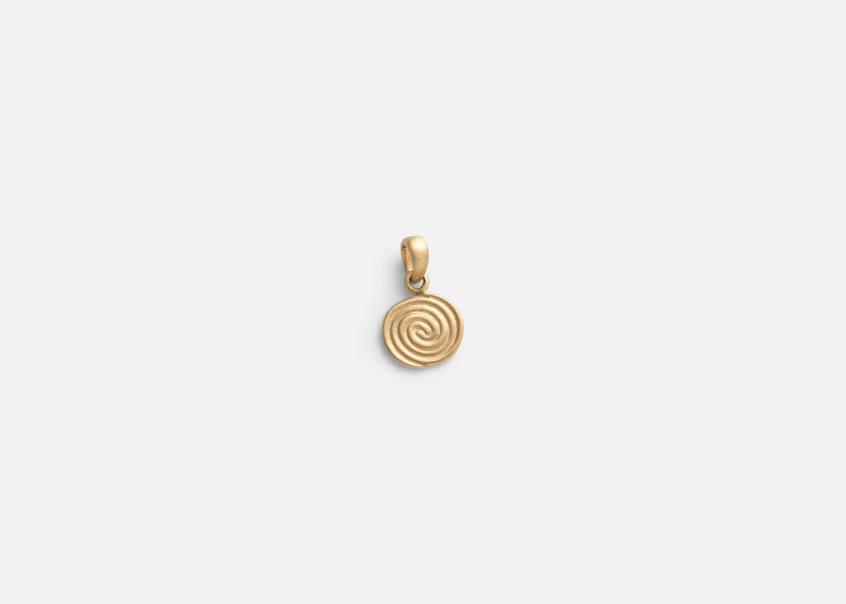 Petite Spiralis Charm