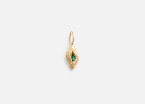 Venus Charm 05