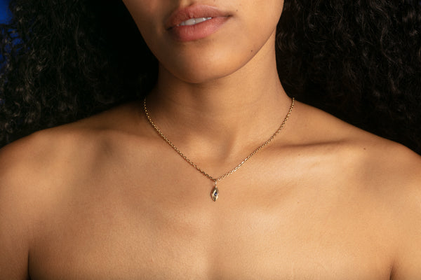 Venus Charm 01