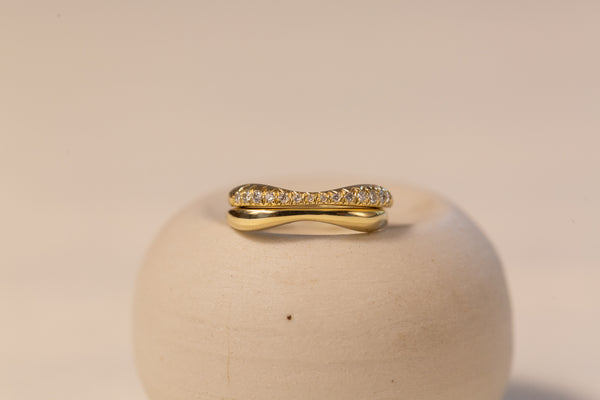Pavé Double Peak Ring
