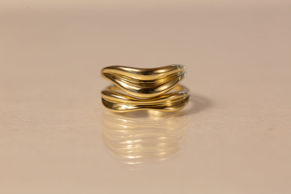 Double Curve Ring