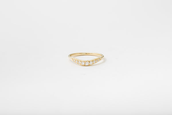 Pavé Curve I Ring