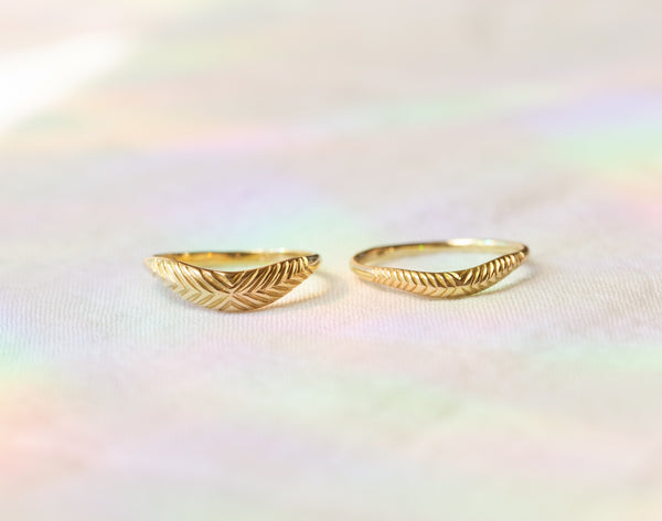Etched Curve II Ring