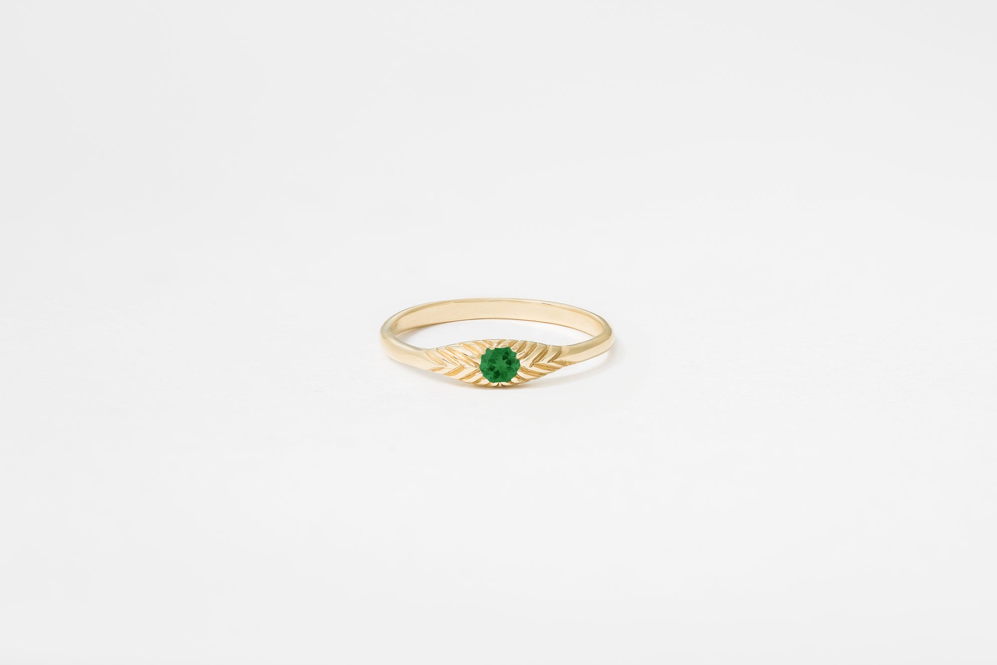 Emerald Ovate III Ring